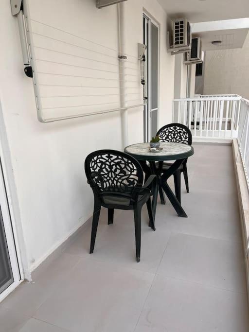 3 Bedroom Seaside Luxury Accommodation - Sleeps 8 St. Paul's Bay Ngoại thất bức ảnh