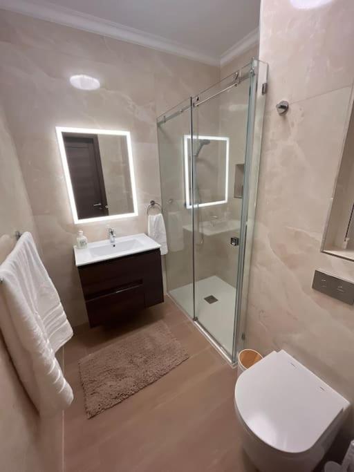 3 Bedroom Seaside Luxury Accommodation - Sleeps 8 St. Paul's Bay Ngoại thất bức ảnh